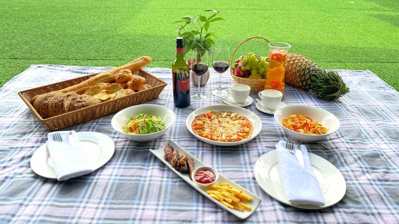 Yunfan Hotel Phnom-Penh Buitenkant foto