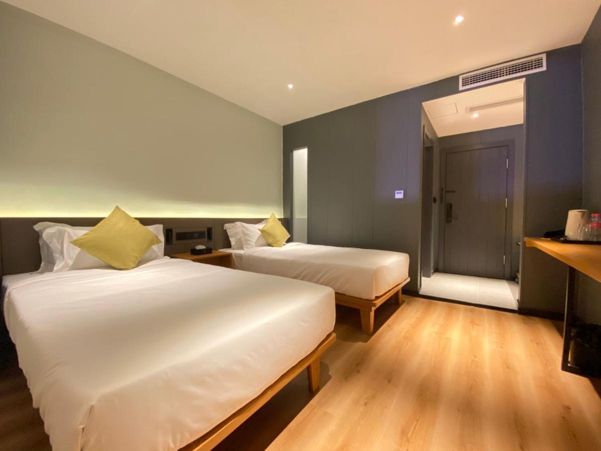 Yunfan Hotel Phnom-Penh Buitenkant foto