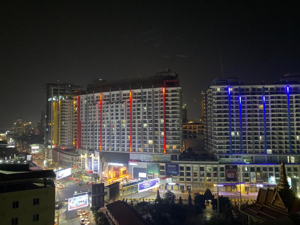 Yunfan Hotel Phnom-Penh Buitenkant foto