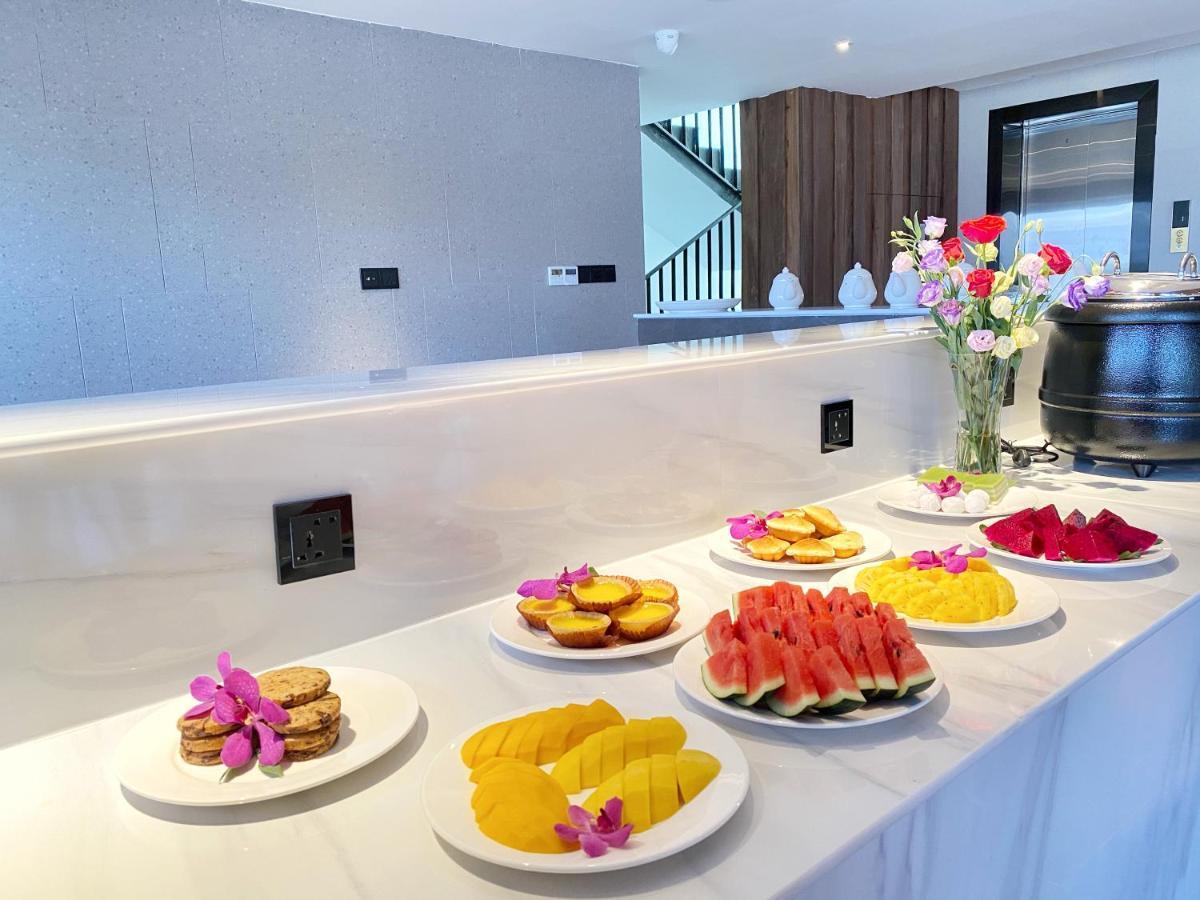 Yunfan Hotel Phnom-Penh Buitenkant foto