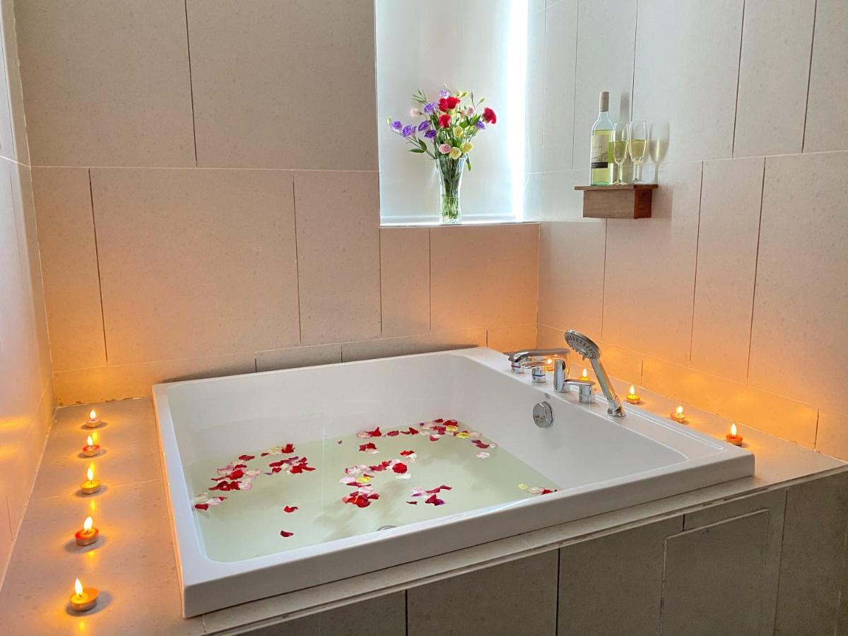 Yunfan Hotel Phnom-Penh Buitenkant foto