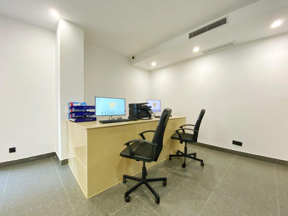 Yunfan Hotel Phnom-Penh Buitenkant foto