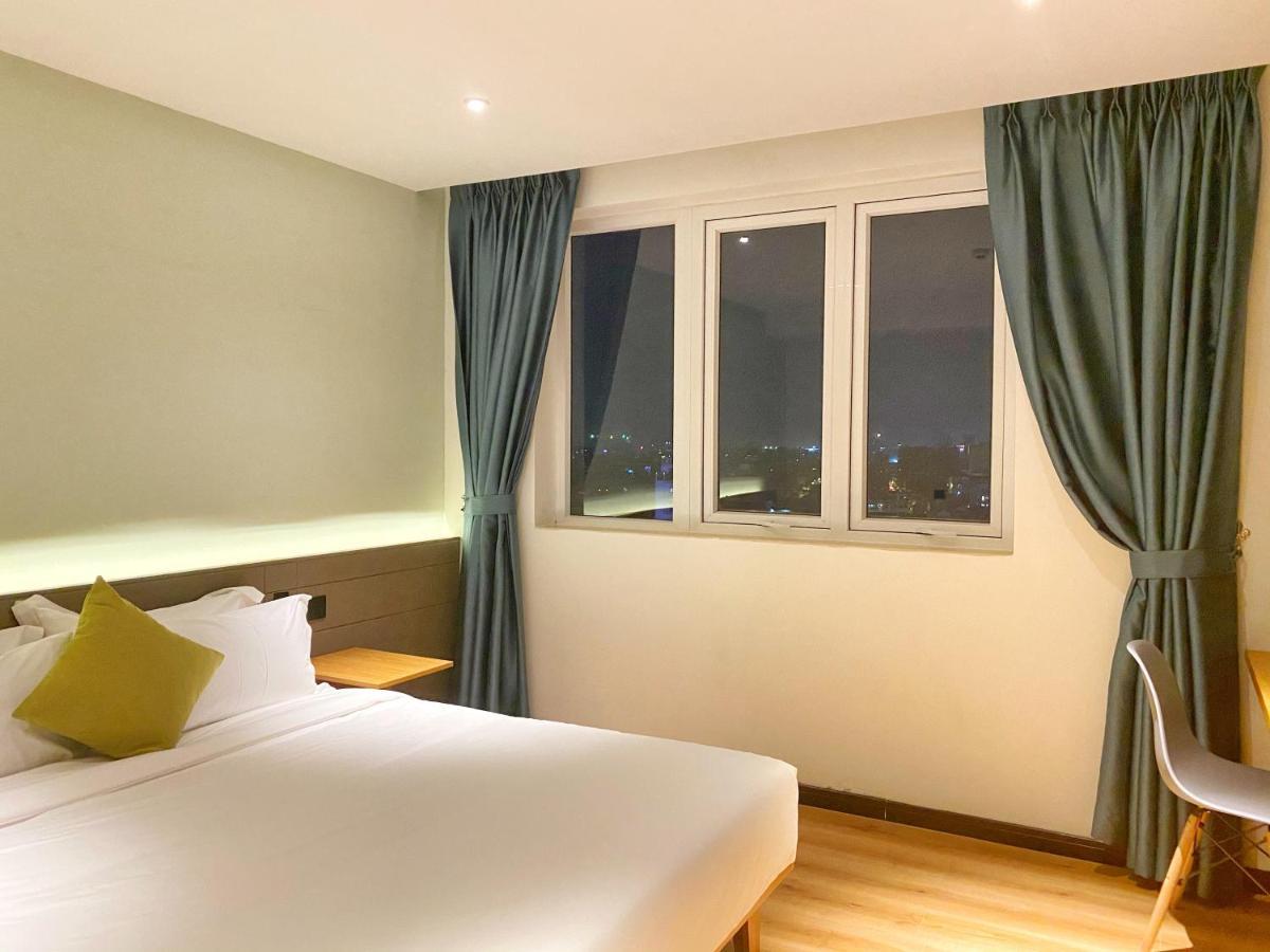 Yunfan Hotel Phnom-Penh Buitenkant foto